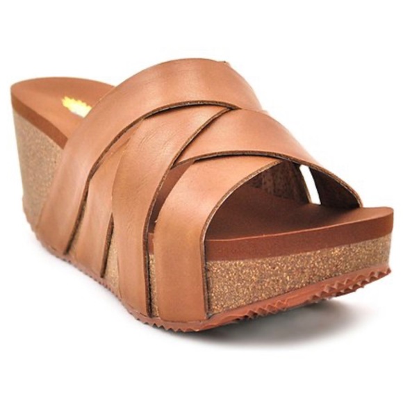 Very Volatile Shoes - Very Volatile Cognac Acquavi Leather Platform Wedge Slide Sandal Women’s size 9